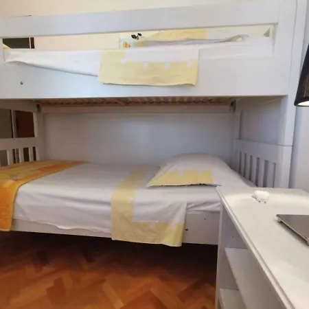 Daire Three-bedroom In I